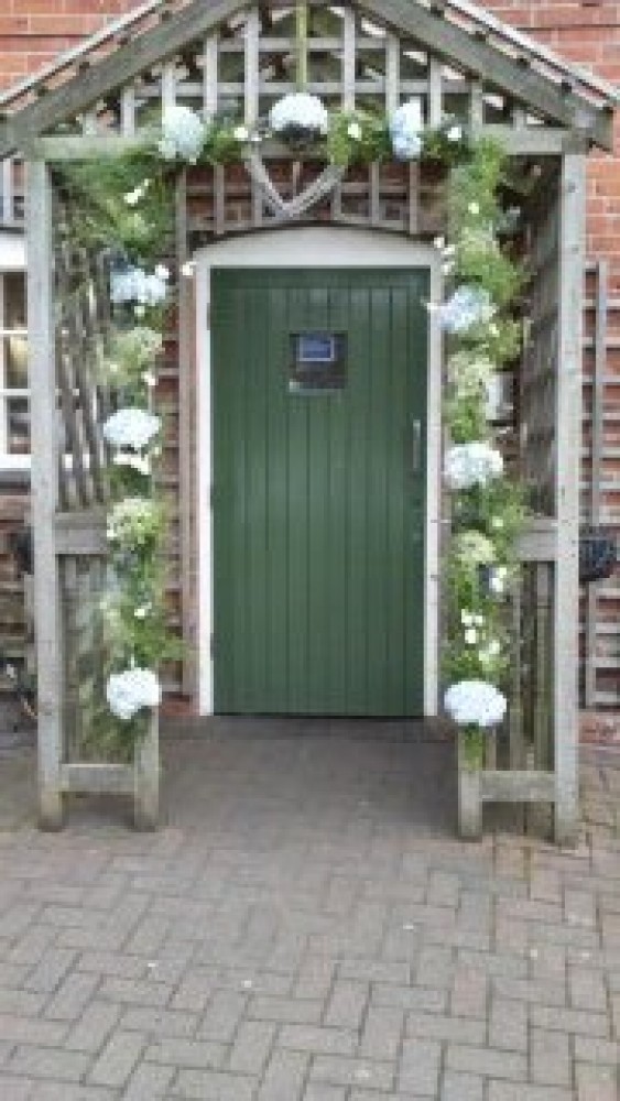 Gallery for Me Nots Florist in Cheadle Order Flowers Online